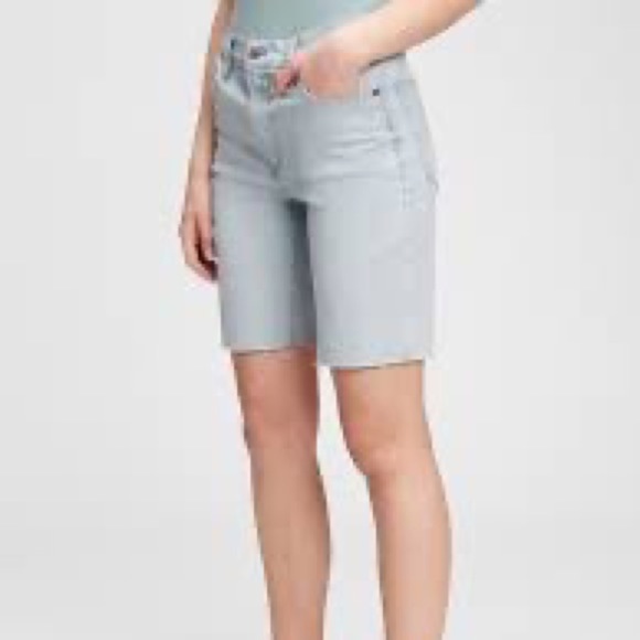 GAP Denim Shorts - Picture 6 of 8